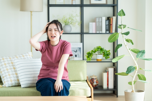 困る女性